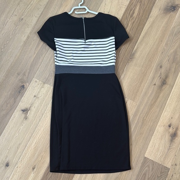 Thyme Maternity Black and Grey Dress - Crew Neck - XS Maternity - Picture 3 of 4